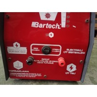ELEKTRİKLİ ÇİT MAKİNESİ GÜNEŞ PANELLİ BARBAROS (KARGO DAHİL)
